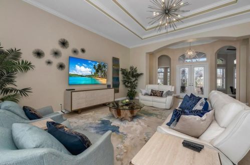 5059 Cerromar Dr, Naples FL  34112-7922 exterior