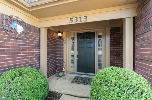 5313 Spring Circle Dr, Pearland, TX 77584-9388