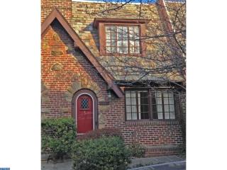 3409 Penn St, Philadelphia, PA 19129-1438