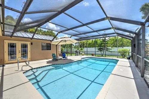 4337 1st Pl, Cape Coral, FL 33914-8305