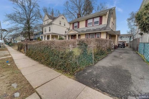 169 4th Ave, East Orange, NJ 07017-4802