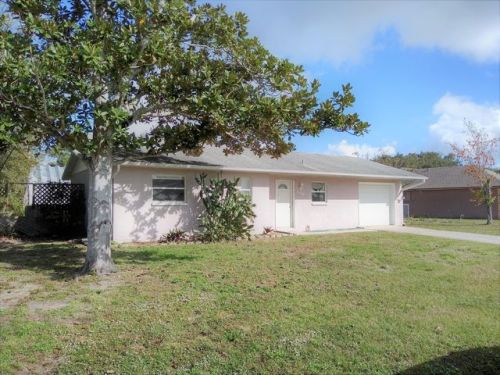 4460 Ponds Dr, Cocoa, FL 32927-3542