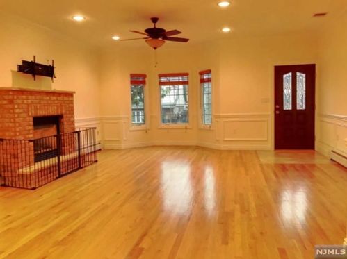 411 Washington Ave, Cliffside Park NJ  07010-1815 exterior