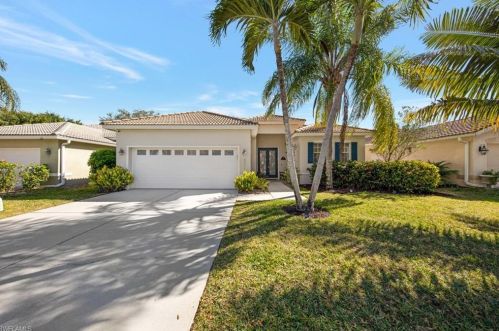 8312 Laurel Lakes Blvd, Naples, FL 34119-9792