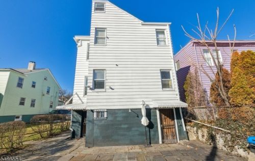 423 7th St, Newark NJ  07107-2015 exterior