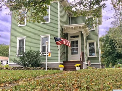 850 County Route 25, Newton Hook, NY 12173-3214
