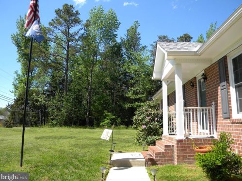 16461 Richmond Tpke, Bowling Green VA  22427-2207 exterior