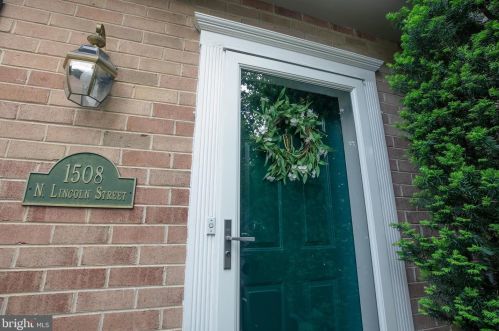 1508 Lincoln St, Wilmington, DE 19806-2541