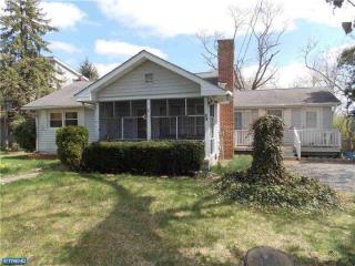 21 Spruce St, Millville, NJ 08332-4131