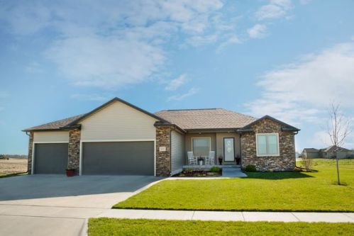3875 25th Ave, Columbus, NE 68601-2003