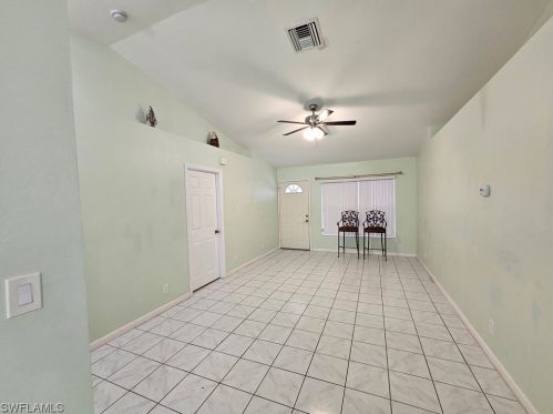 121 6th St, Naples FL  34117-9346 exterior