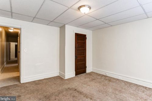 2346 Ellerslie St, Harrisburg PA 17104-2127 exterior