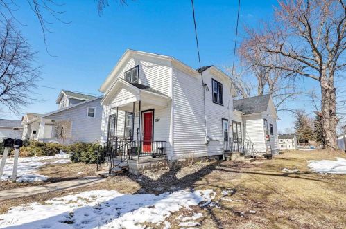 1149 Cherry St, Green Bay, WI 54301-4739