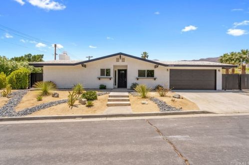 77445 Calle Potrero, La Quinta CA  92253-3702 exterior