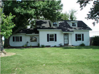 9501 Green River Rd, Evansville IN  47725-9780 exterior