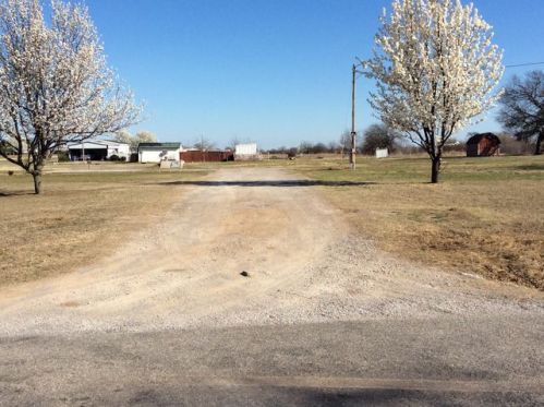 12601 Lewis Rd, Lexington, OK 73051-6830