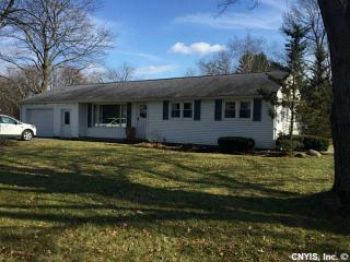 109 Meadow Ln, Hart Lot, NY 13060-9713