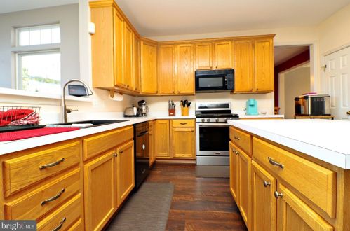 164 Pebble Beach Dr, Charles Town WV  25414-4074 exterior