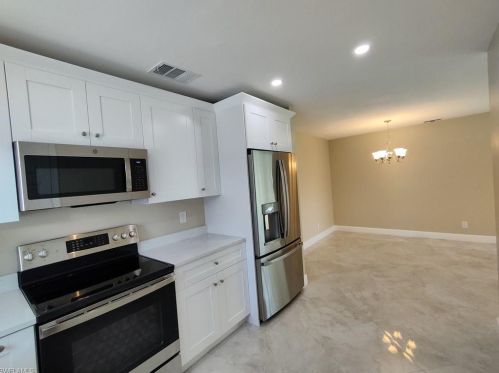 545 110th Ave, Naples FL  34108-1815 exterior