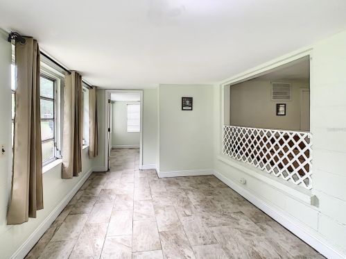 396 Collins St, Umatilla FL  32784-8387 exterior