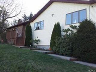 5 Lexow Ave, Nanuet, NY 10954-2611