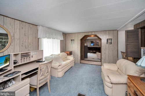 6705 Fisher Dr, Spotsylvania VA  22551-2613 exterior