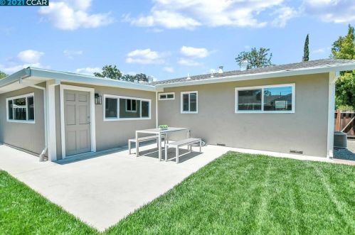 1704 Greer Ave, Concord CA  94521-2244 exterior