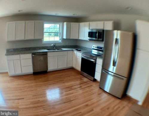 176 Reservoir Ave, Richmond National Battlefiel VA  22835-1614 exterior