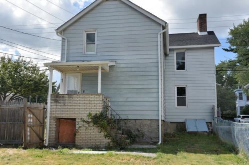 19 Ulster Ave, Walden NY  12586-1413 exterior