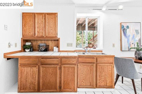 2400 Eunice St, Berkeley CA  94708-1645 exterior