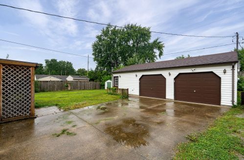 1264 Frayne Dr, New Carlisle OH  45344-2816 exterior