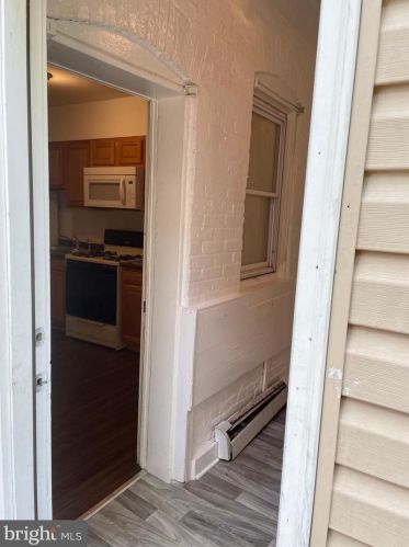 307 Delamore Pl, Wilmington DE  19805-3522 exterior