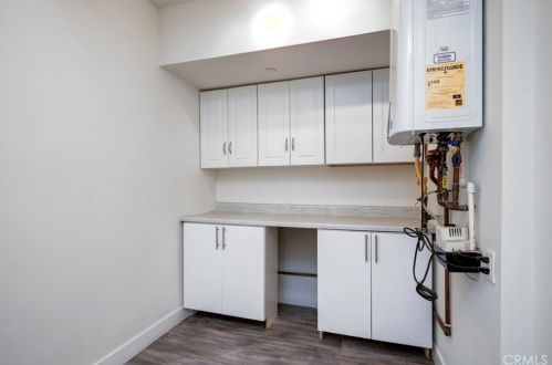 6160 Pacific Coast Hwy, Redondo Beach CA  90277-5907 exterior