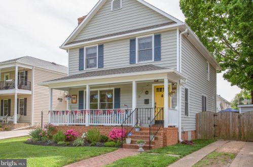2610 Caroline St, Fredericksburg, VA 22401-3210