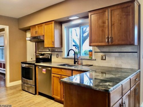 154 Warburton Ave, Paterson NJ  07506-2552 exterior