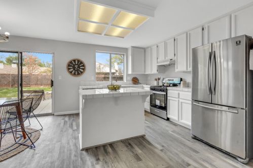 8011 Andante Dr, Citrus Heights CA  95621-1402 exterior