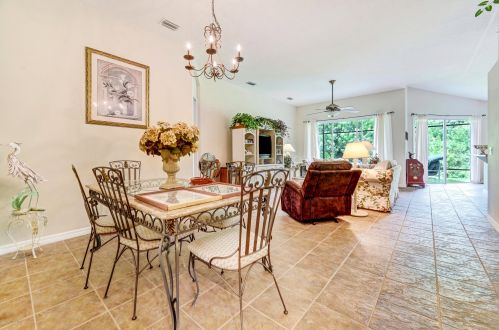 1714 Ficus Pt Dr, Melbourne FL  32940-1539 exterior