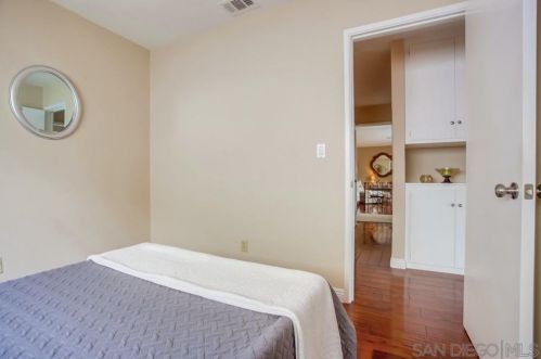 17504 Bernardo Oaks Dr, San Diego CA 92128-2109 exterior