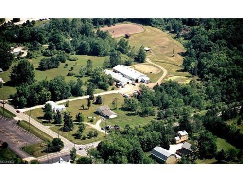 1777 130th St, Hinckley, OH 44233-9586