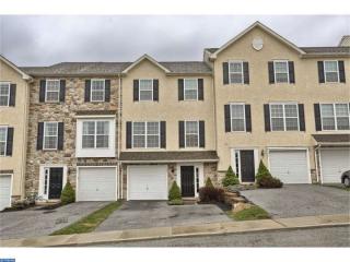 195 Lukens Mill Dr, Romansville, PA 19320-3968