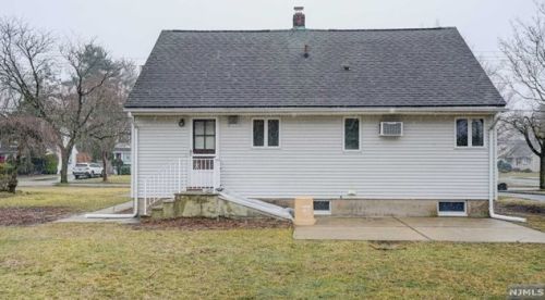 479 Berkshire Rd, Ridgewood NJ  07450-5533 exterior