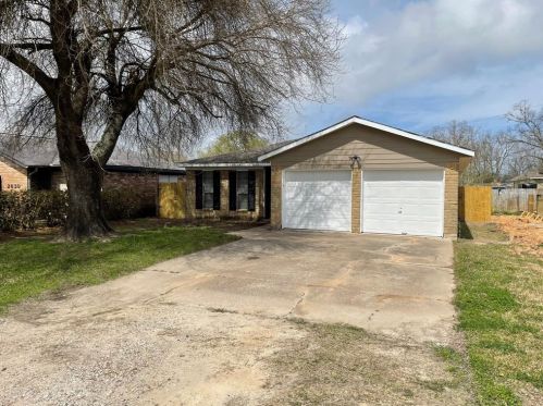 2626 30th Ave, Texas City, TX 77590-3941