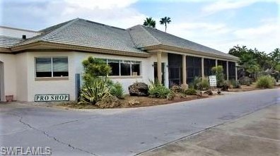 2261 Carnaby Ct, Lehigh Acres FL  33973-6035 exterior