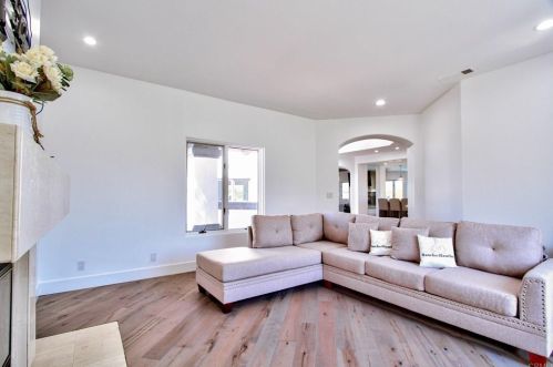 47480 Sandia Creek Dr, Temecula CA  92590-4129 exterior