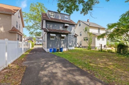 706 Drake Ave, Roselle NJ  07203-2218 exterior