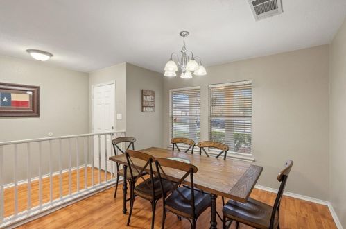 1061 Canterbury Trl, Georgetown TX  78626-8034 exterior