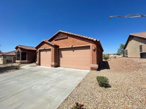 2757 Eagle Ridge Dr, Bullhead City, AZ 86429-5217