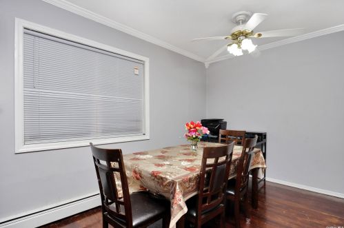 164 Belmont Ave, Babylon NY  11704-5229 exterior