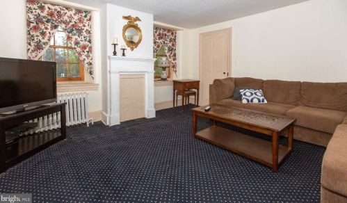 1716 Valley Forge Rd, Lansdale, PA 19446-4904