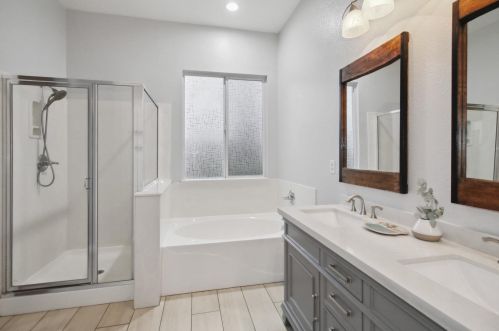 9959 Ferragamo Way, Elk Grove CA  95757-3037 exterior